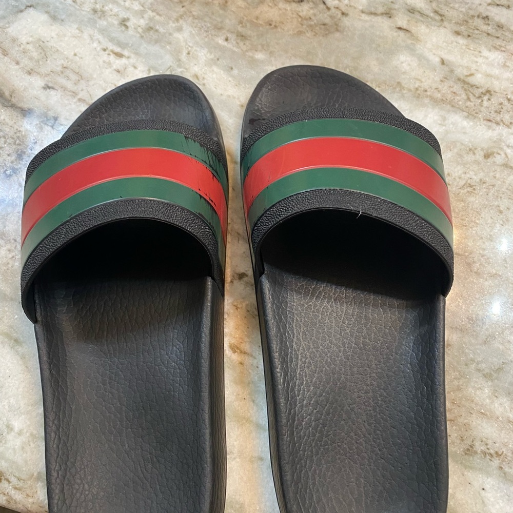 Gucci slides